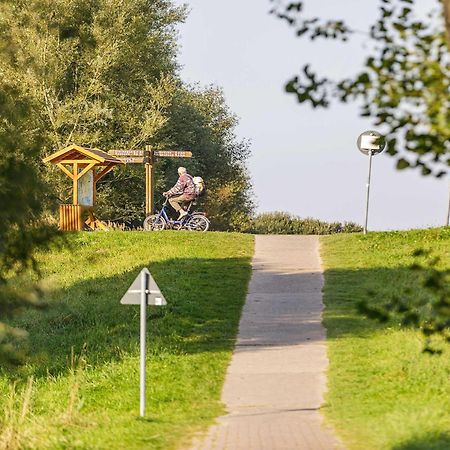 Ferienwohnung Ostseeblick Mit Balkon Wustrow  Esterno foto